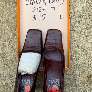 Joan & David Shoes